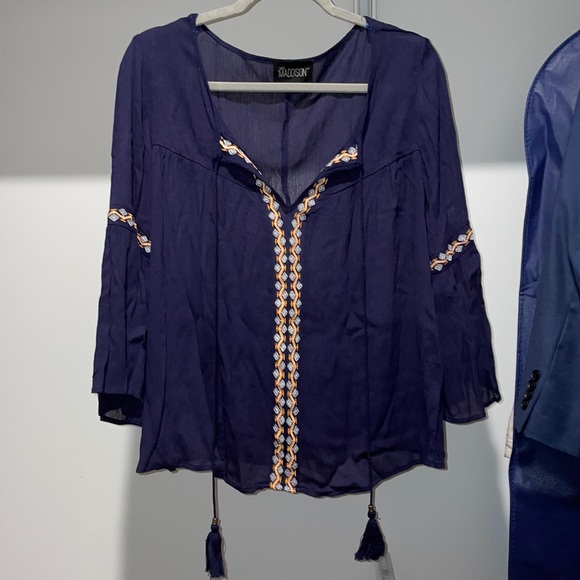 Embroidered too - Picture 1 of 2